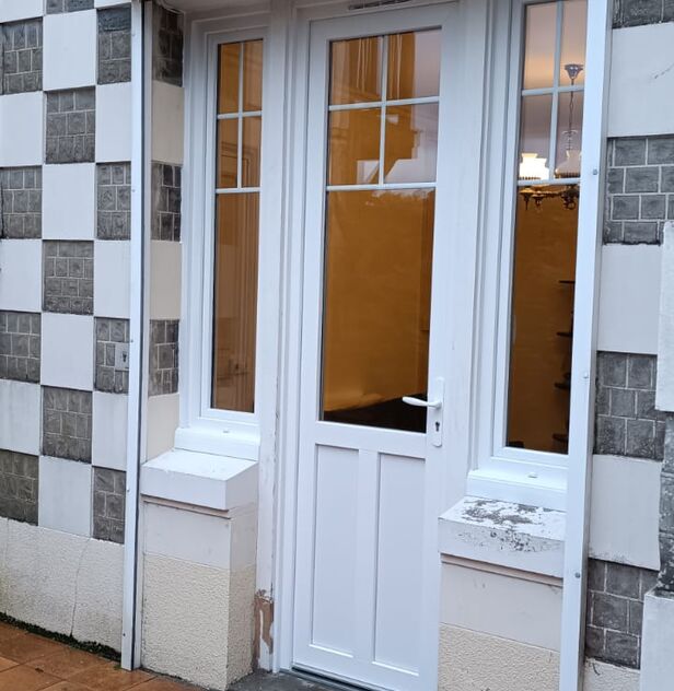 Ensemble porte entrée