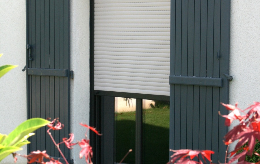 Volets battants roulants et occultants à Pont Audemer