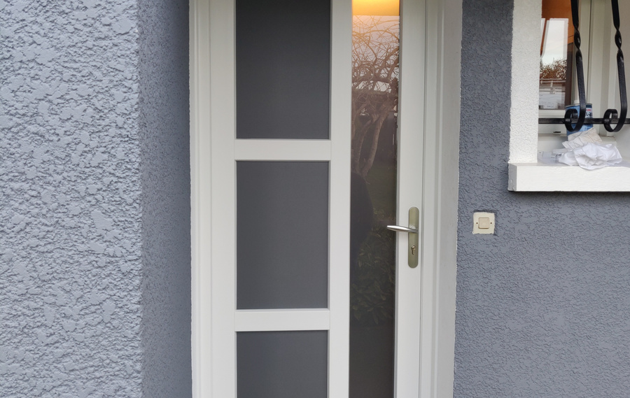 Notre gamme de portes d'entrée en PVC CLASSIQUE et PVC CONTEMPORAINE à Pont Audemer